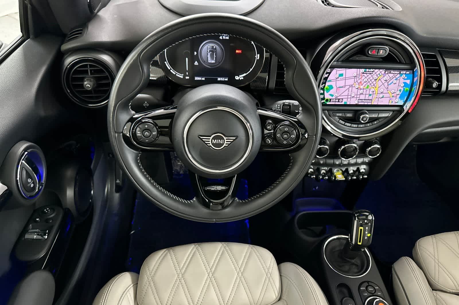 Thumbnail: 2021 MINI Cooper Hardtop - 14