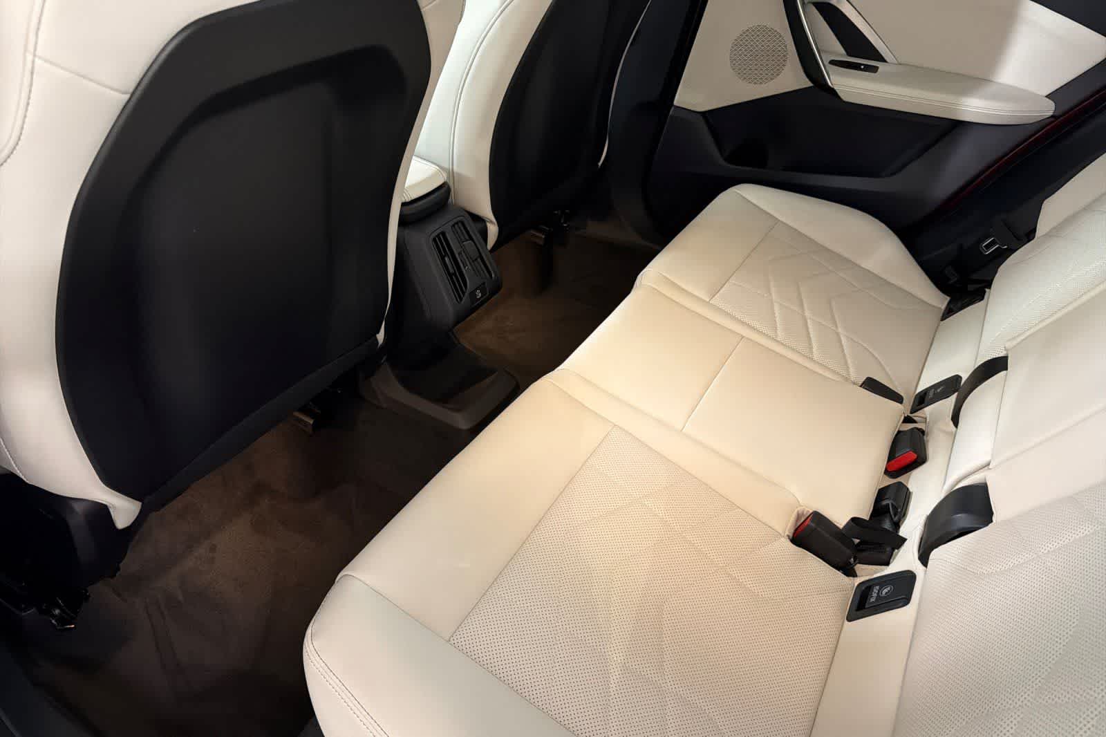 Thumbnail: 2026 BMW X1 - 4