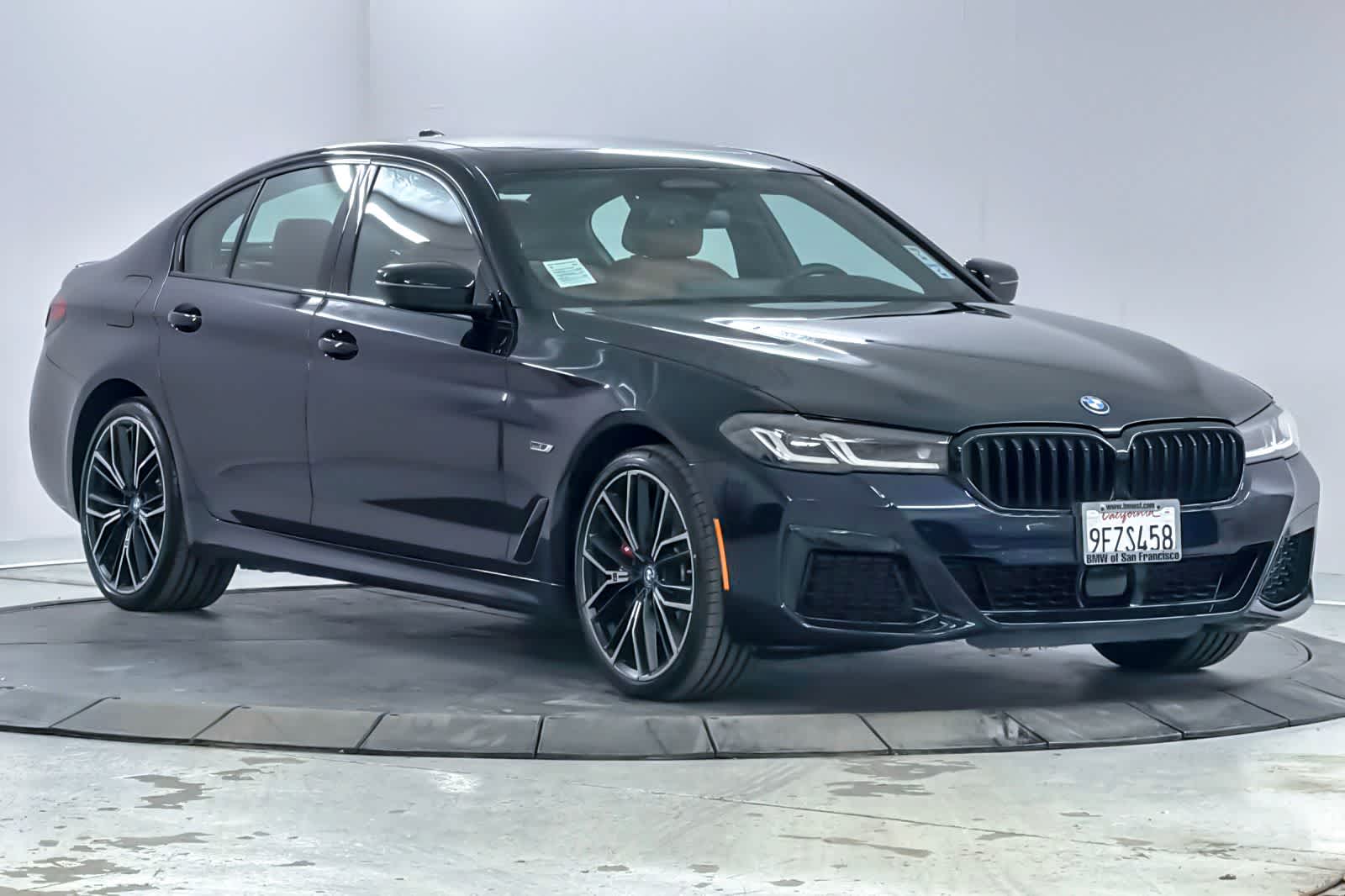 Thumbnail: 2023 BMW 5 Series - 9