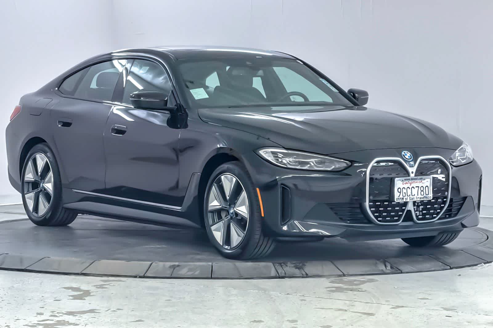 Thumbnail: 2023 BMW i4 - 9