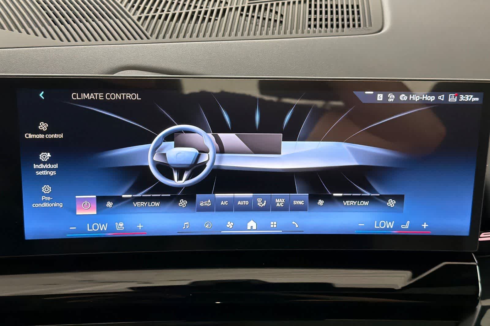 Thumbnail: 2026 BMW 5 Series - 20