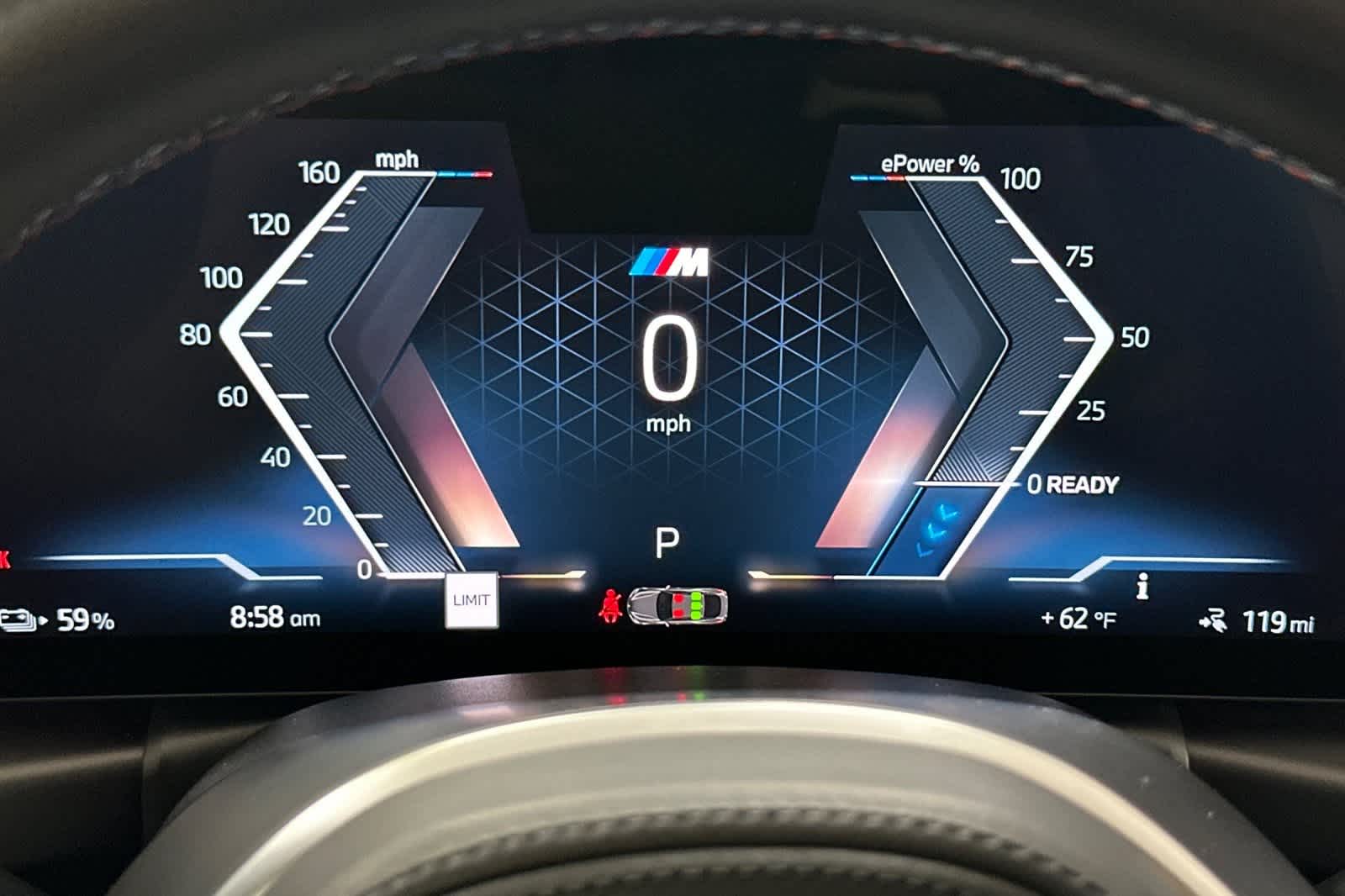 Thumbnail: 2022 BMW i4 - 24