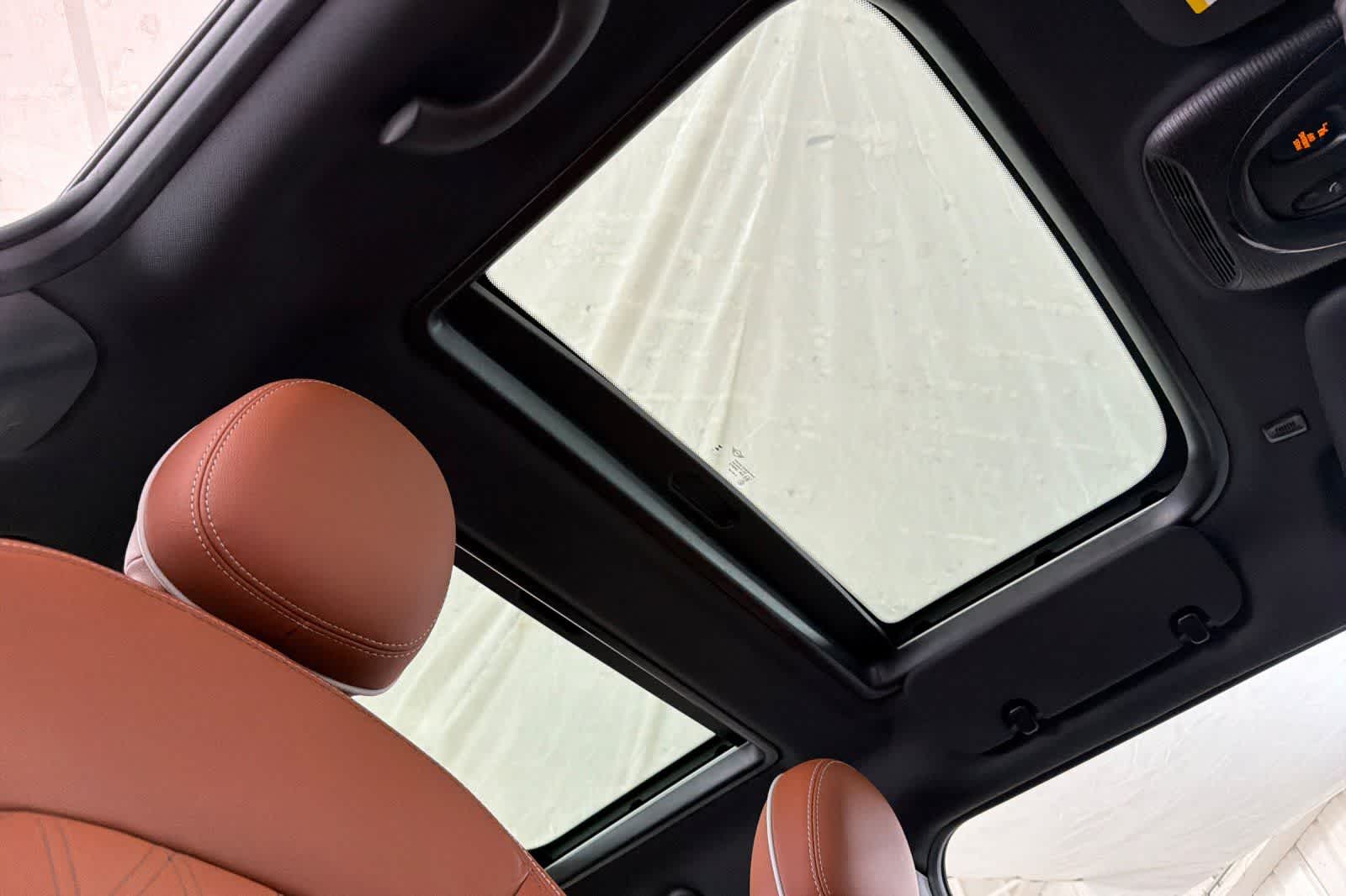 Thumbnail: 2023 MINI Cooper Hardtop - 17