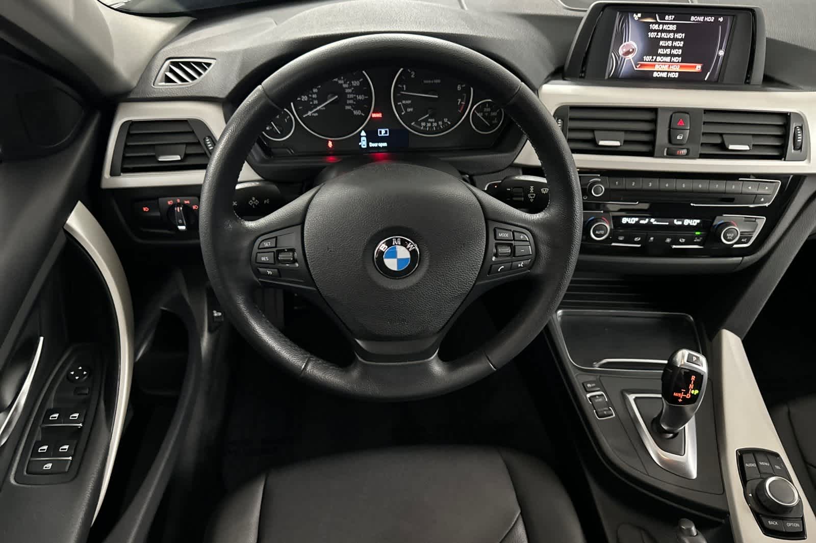 Thumbnail: 2016 BMW 3 Series - 14