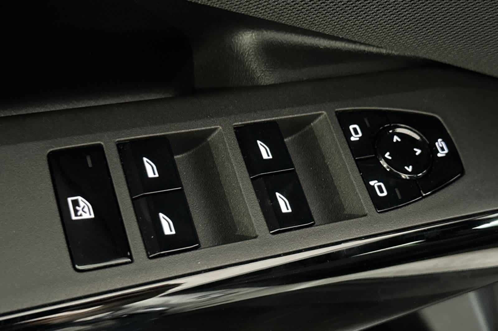 Thumbnail: 2026 BMW X3 - 13