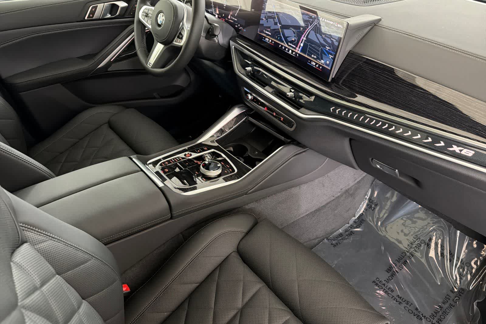 Thumbnail: 2027 BMW X6 - 16