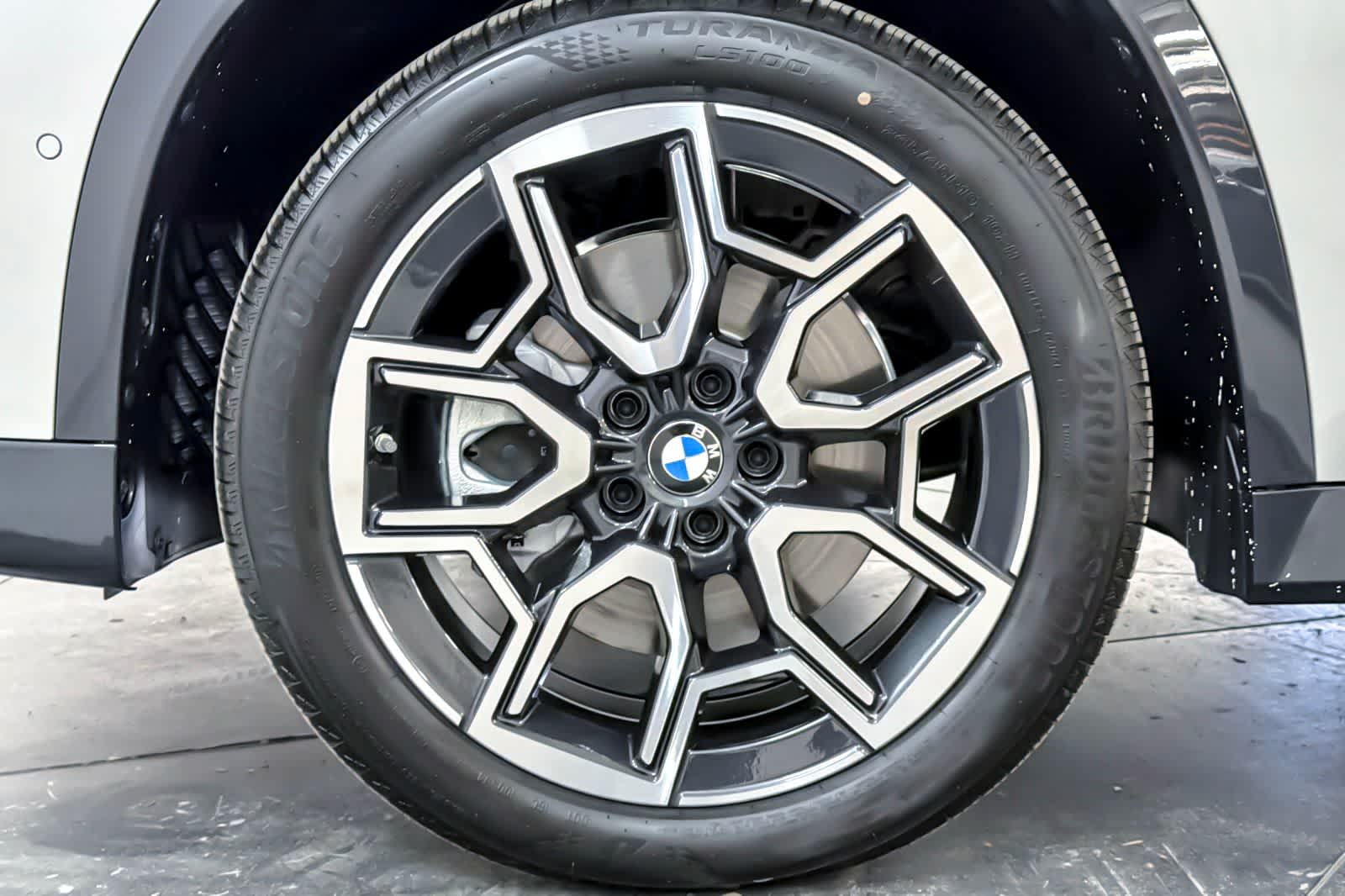 Thumbnail: 2026 BMW X1 - 25