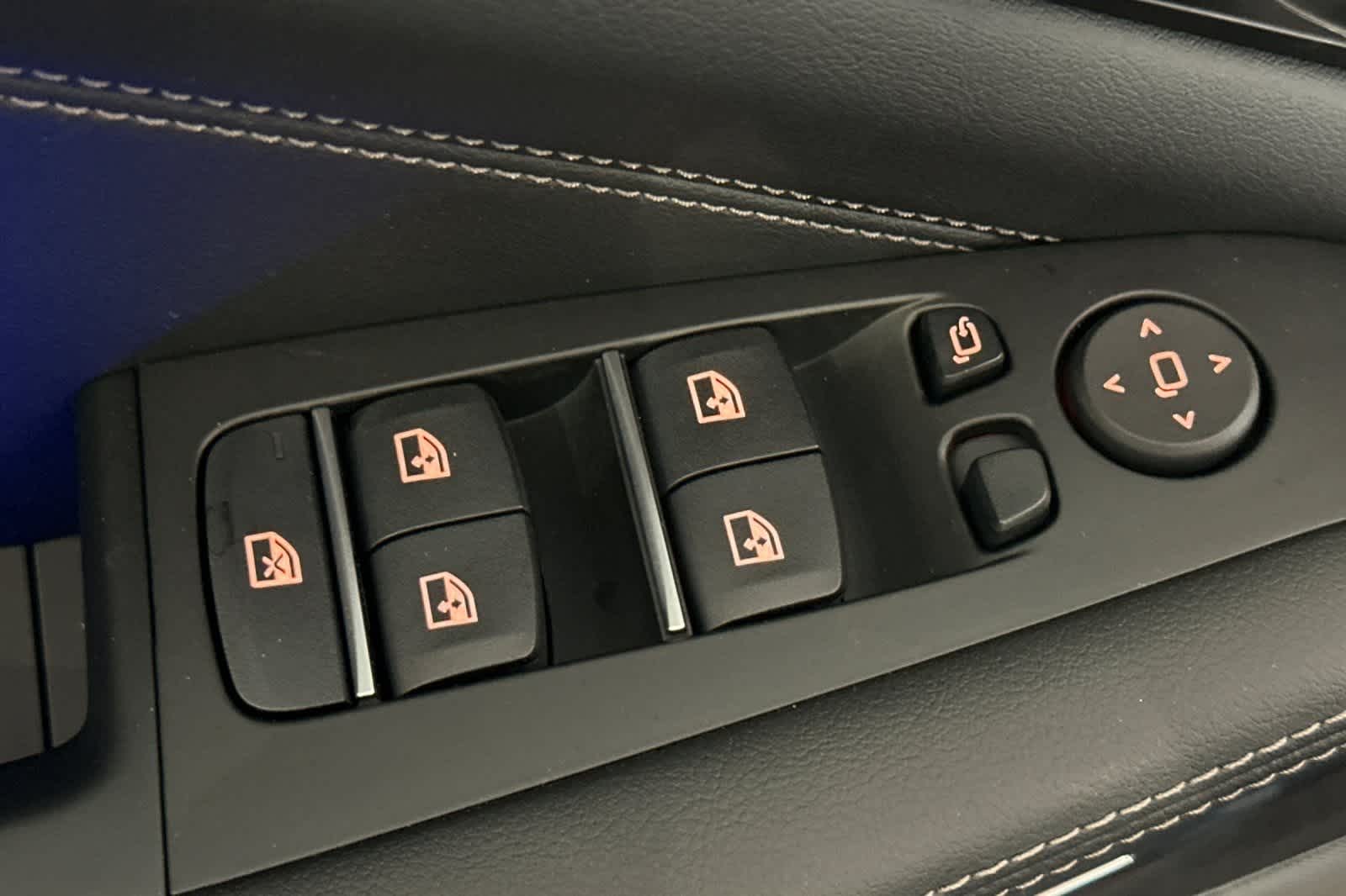 Thumbnail: 2026 BMW X5 - 13