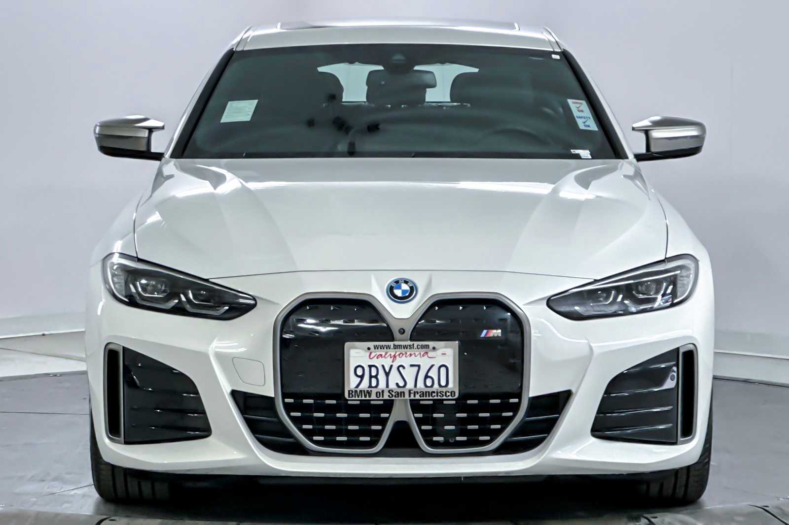 Thumbnail: 2022 BMW i4 - 10