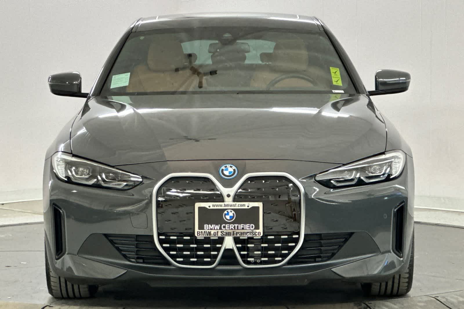 Thumbnail: 2022 BMW i4 - 10
