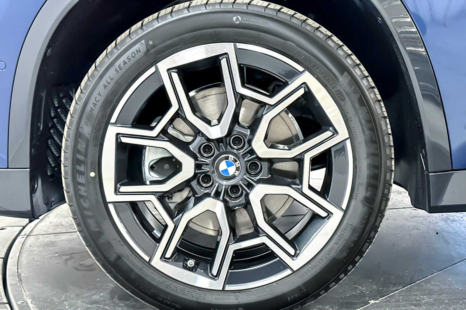 Thumbnail: 2025 BMW X1 - 25