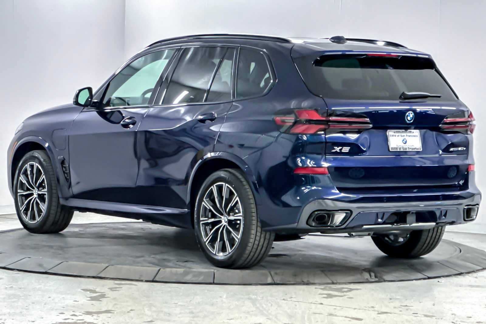 Thumbnail: 2026 BMW X5 - 6