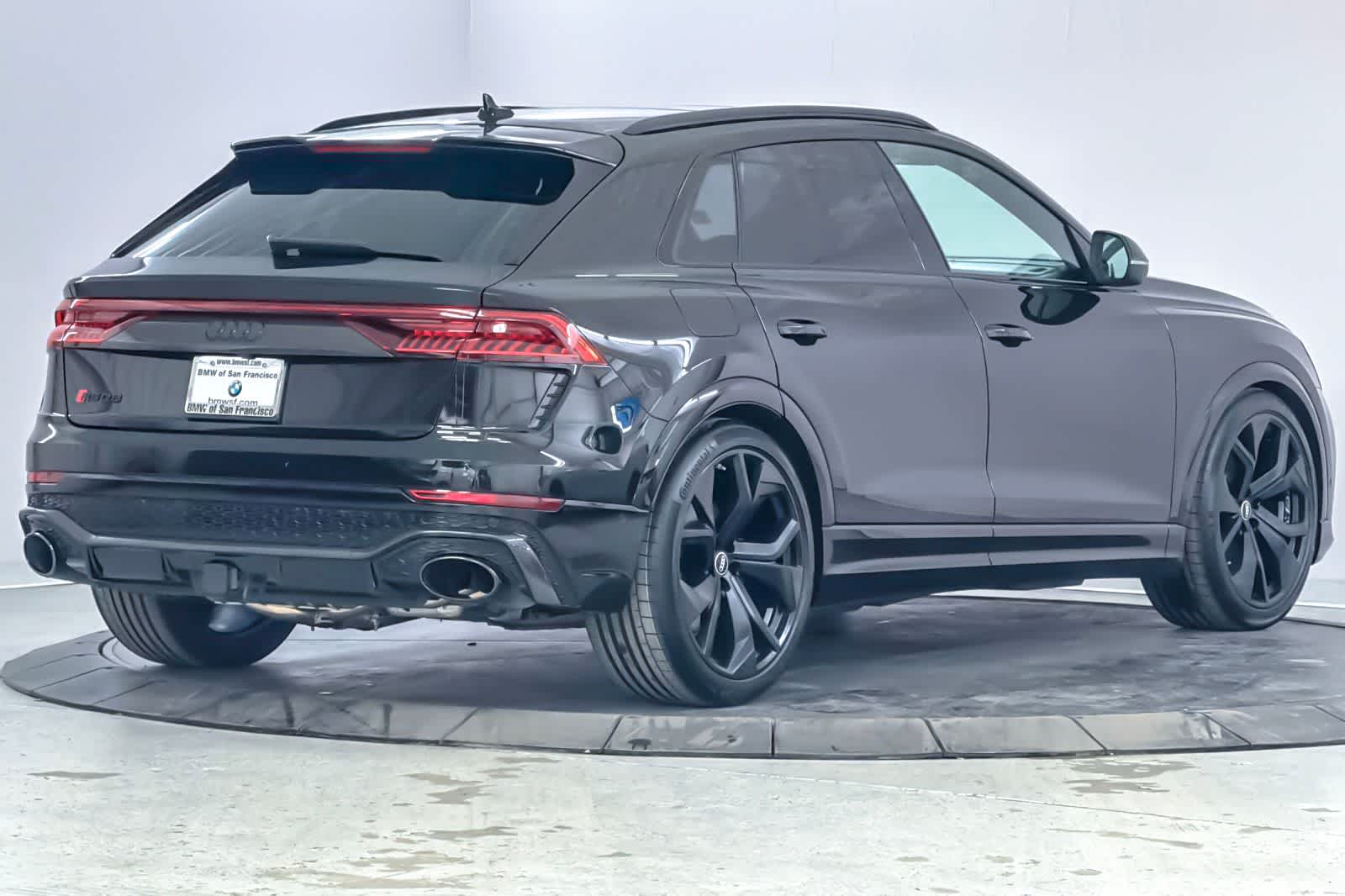 Thumbnail: 2022 Audi RS Q8 - 2
