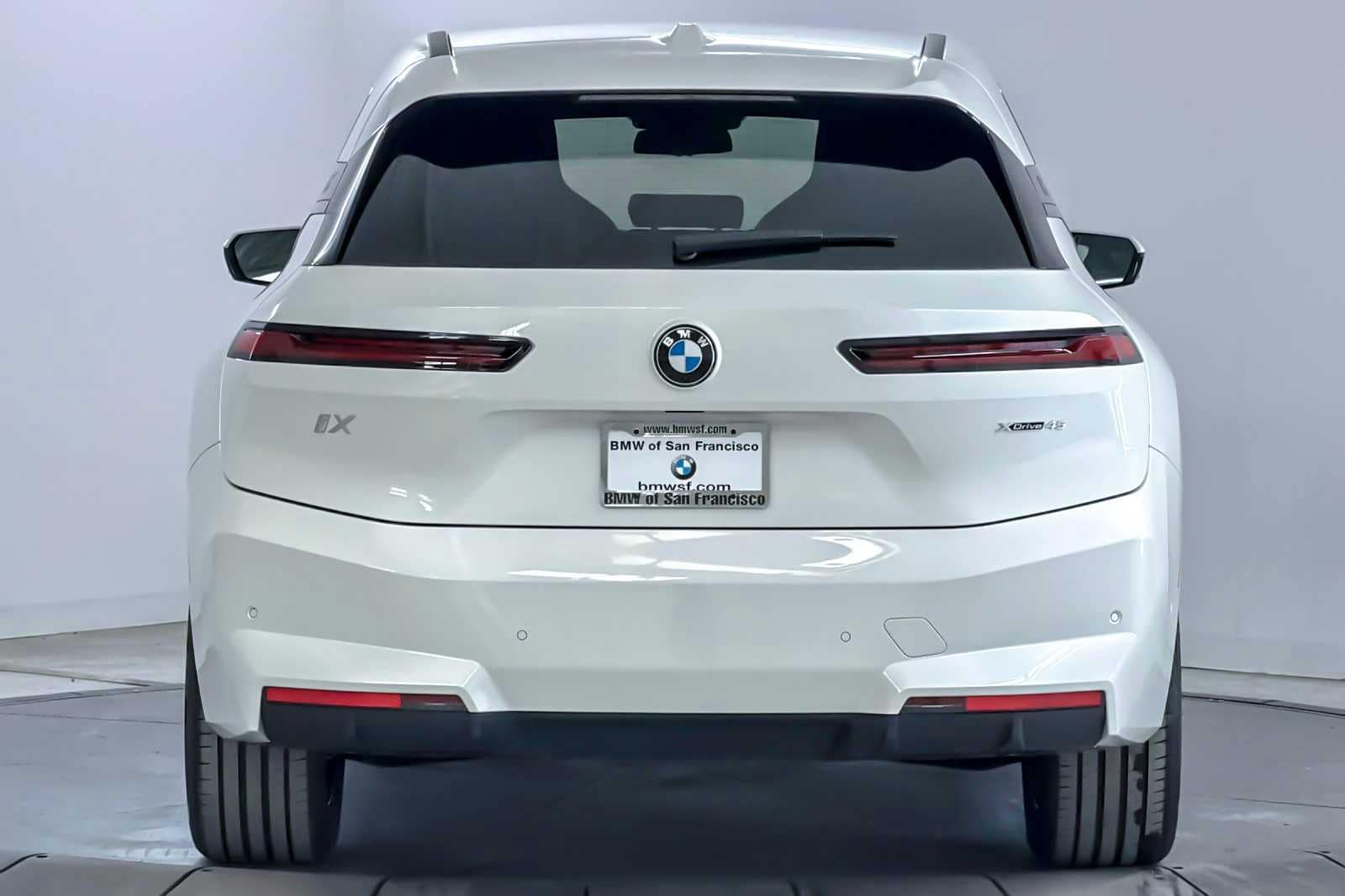 Thumbnail: 2026 BMW iX - 7