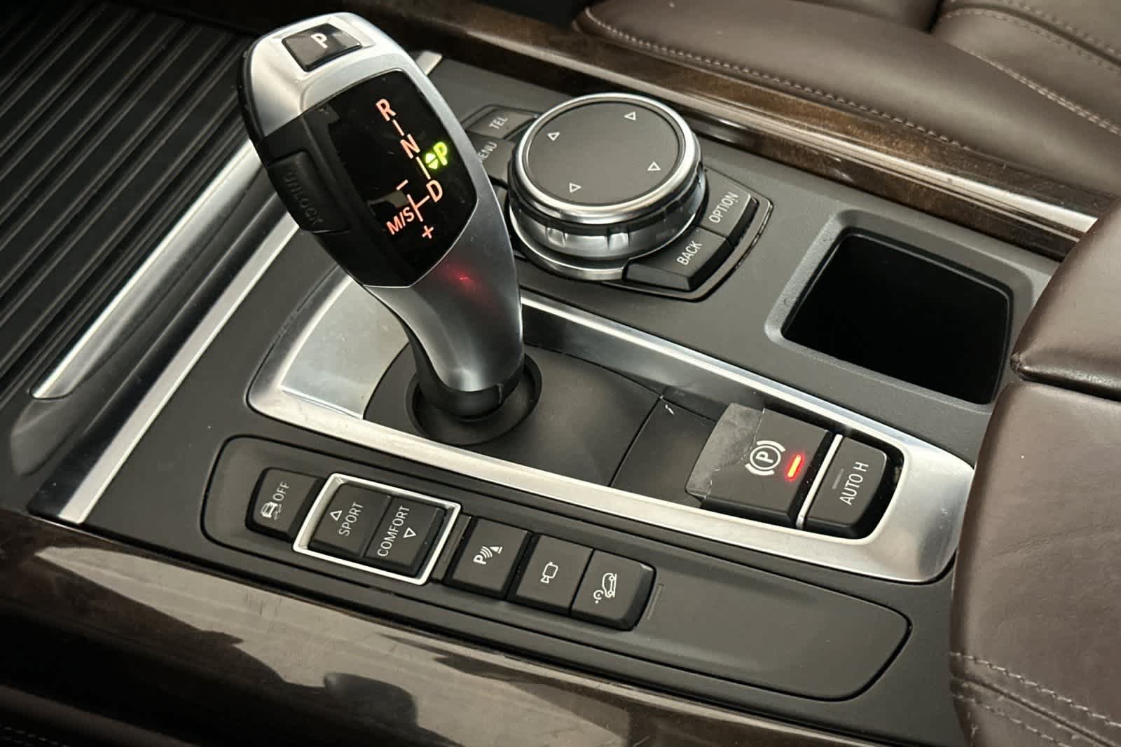 Thumbnail: 2015 BMW X5 - 22