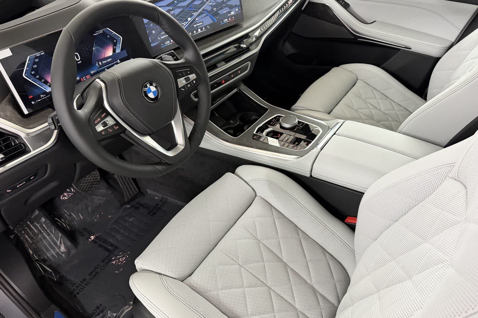 Thumbnail: 2026 BMW X5 - 11