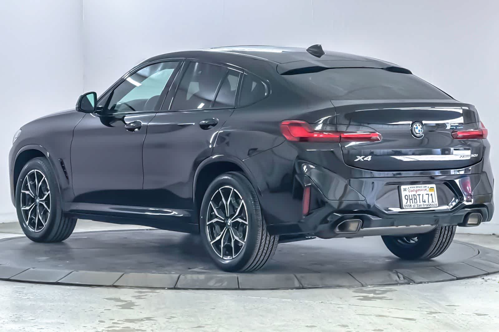 Thumbnail: 2023 BMW X4 - 6