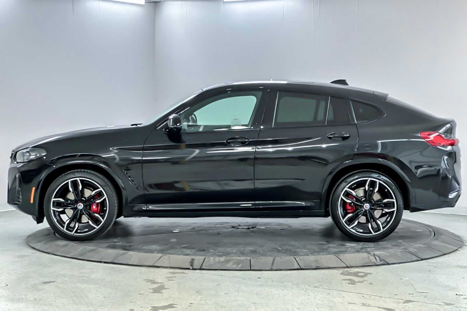 Thumbnail: 2023 BMW X4 - 5