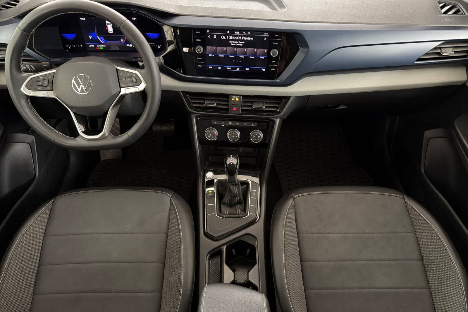 Thumbnail: 2023 Volkswagen Taos - 3