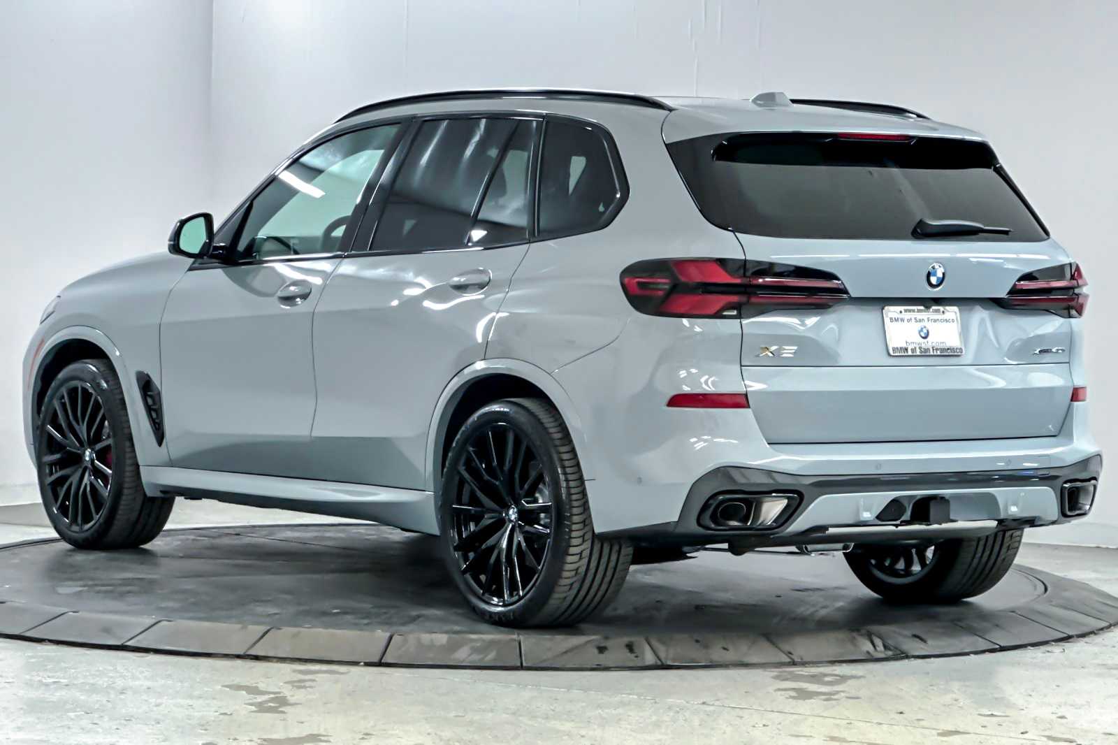 Thumbnail: 2026 BMW X5 - 6