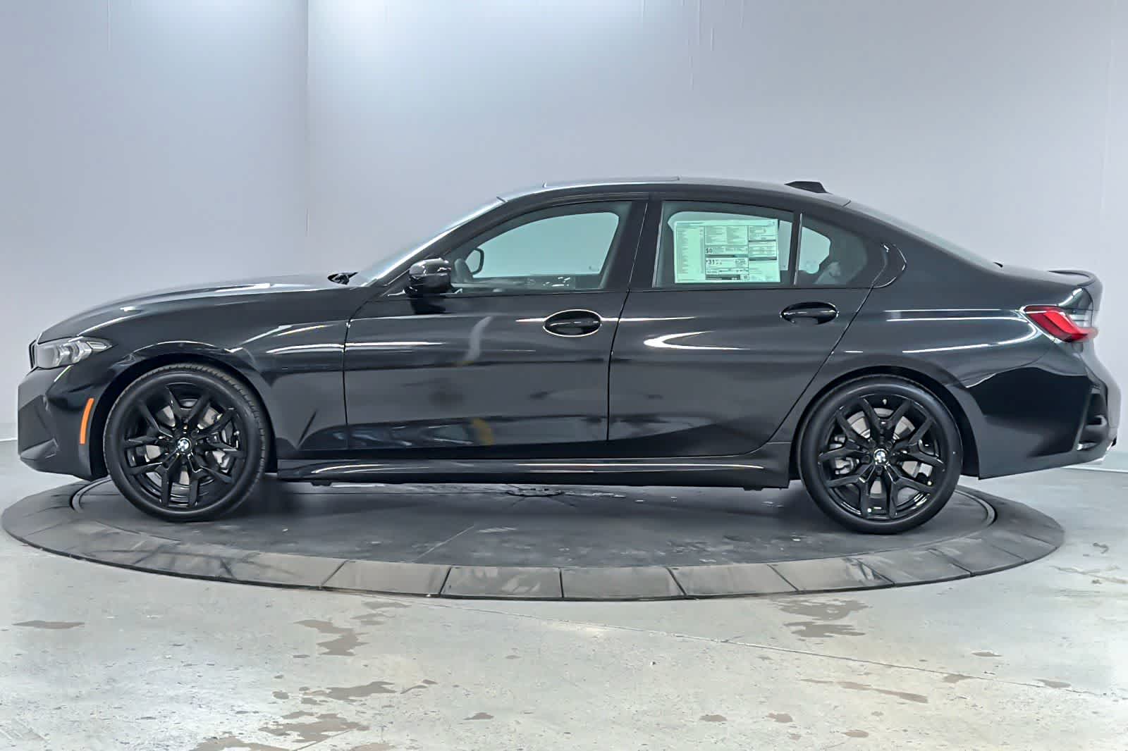 Thumbnail: 2026 BMW 3 Series - 5