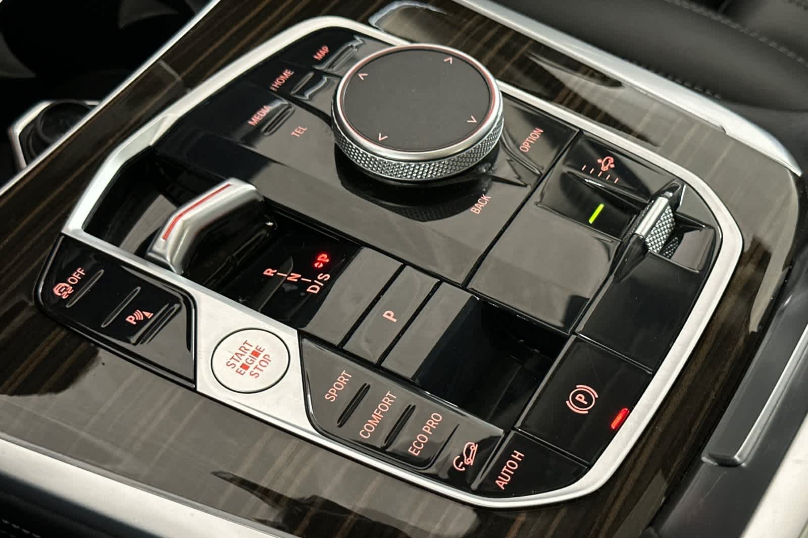 Thumbnail: 2023 BMW X7 - 22