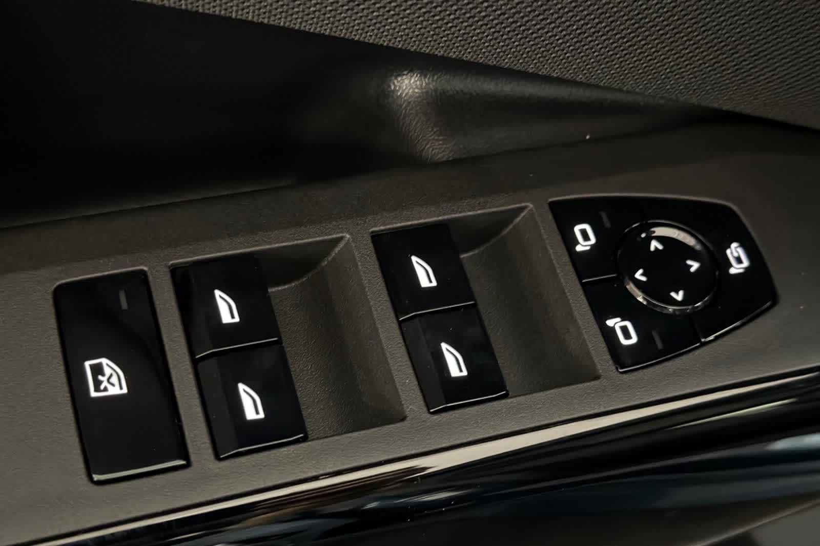 Thumbnail: 2026 BMW X3 - 13