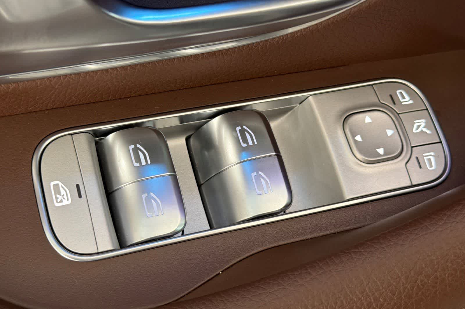 Thumbnail: 2024 Mercedes-Benz GLS - 13