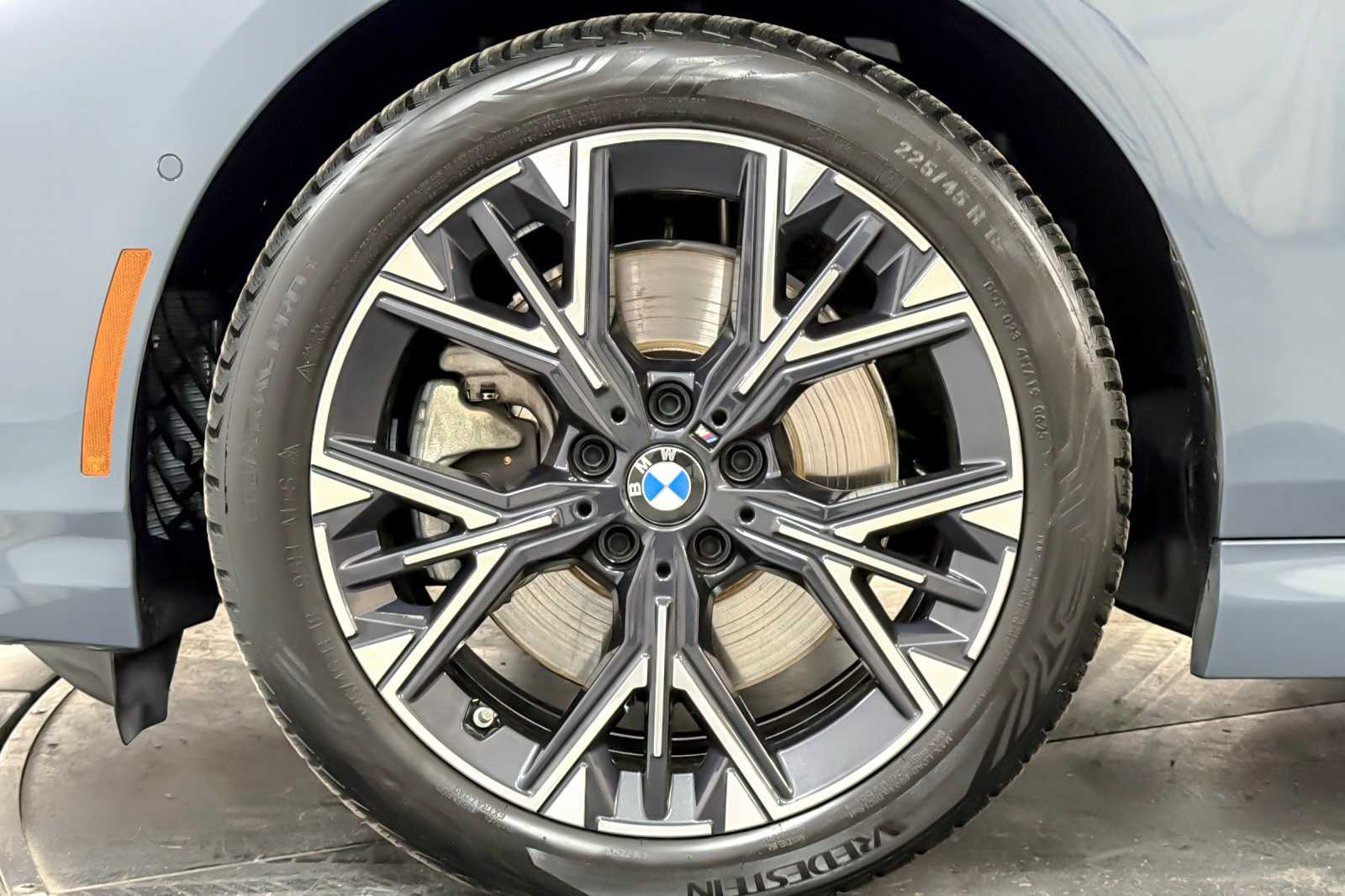 Thumbnail: 2025 BMW 2 Series - 25