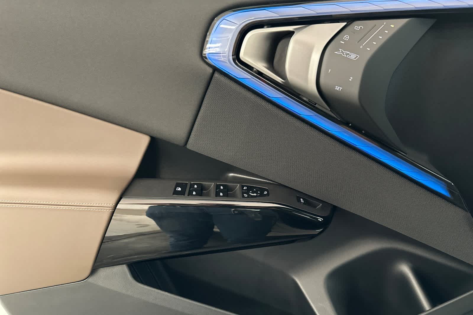 Thumbnail: 2026 BMW X3 - 12