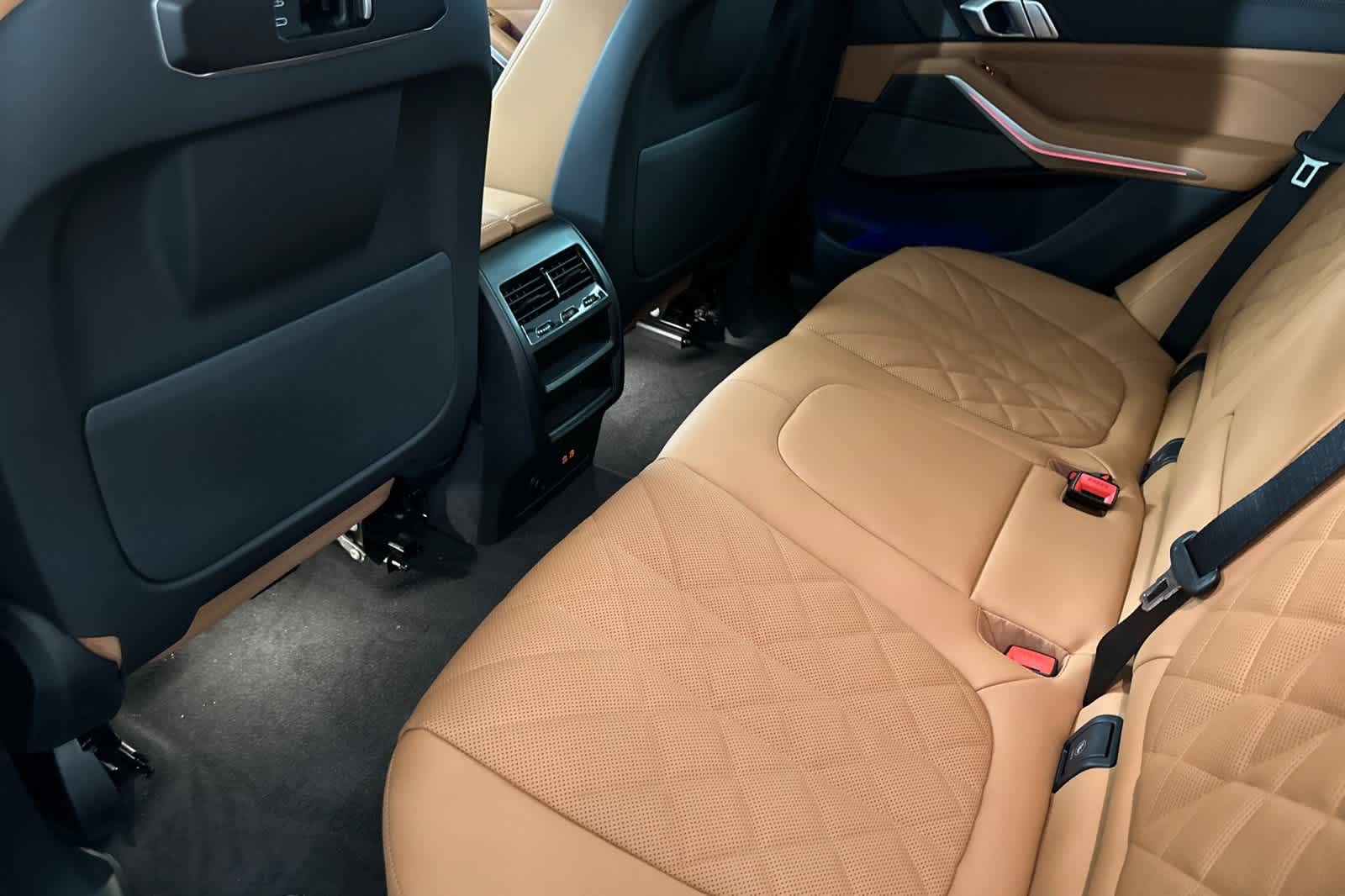 Thumbnail: 2026 BMW X5 - 4