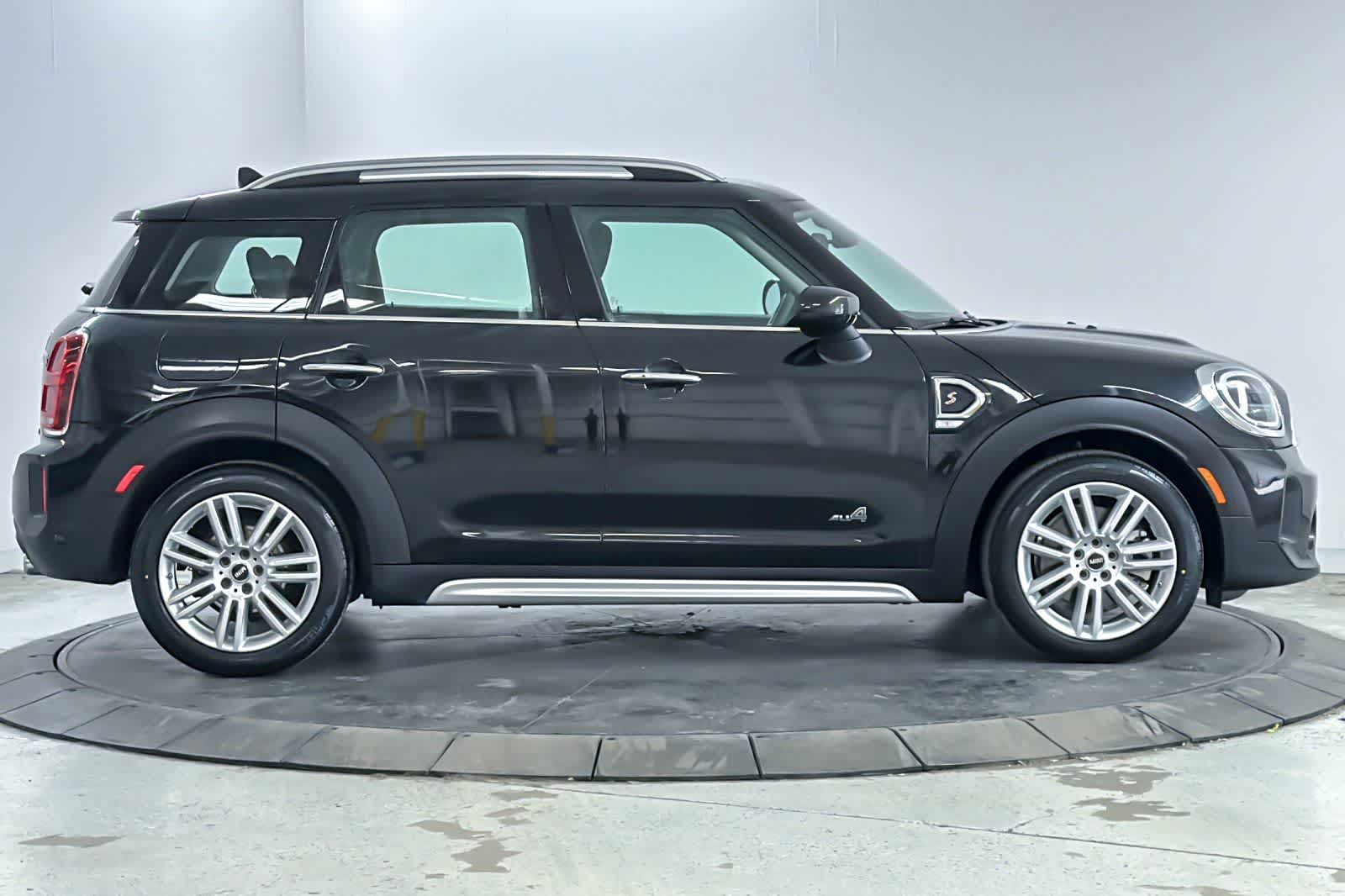Thumbnail: 2024 MINI Cooper Countryman - 8