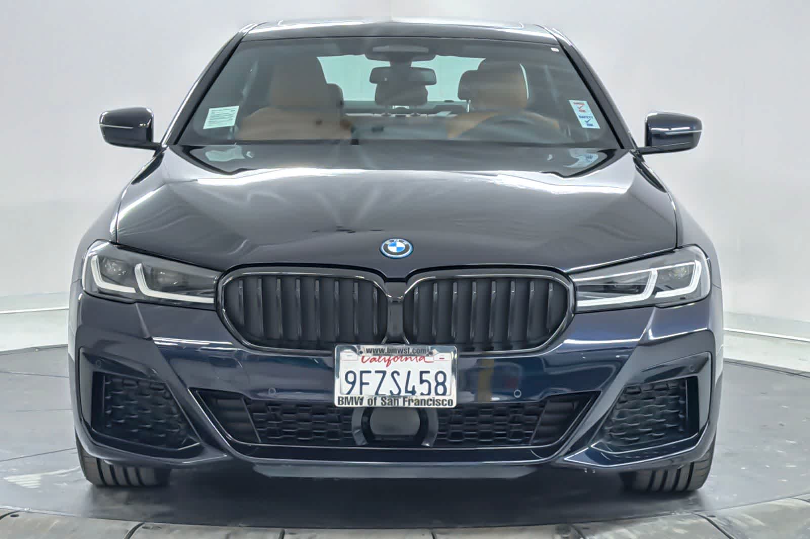 Thumbnail: 2023 BMW 5 Series - 10