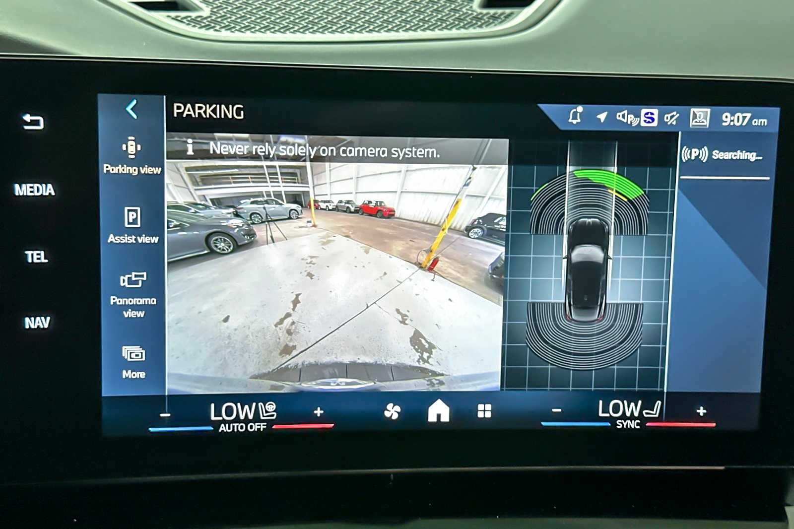 Thumbnail: 2025 BMW X2 - 20