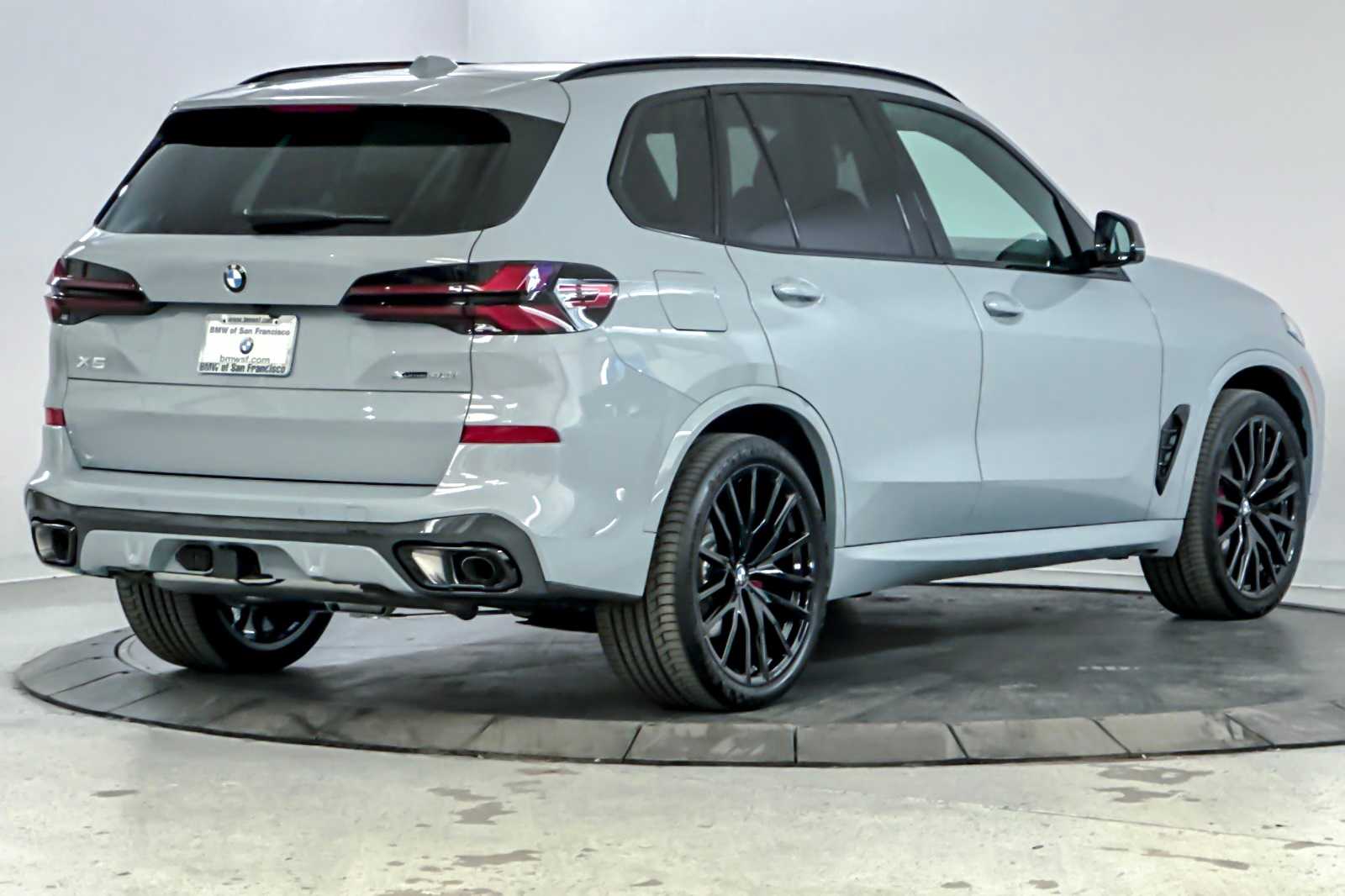 Thumbnail: 2026 BMW X5 - 2