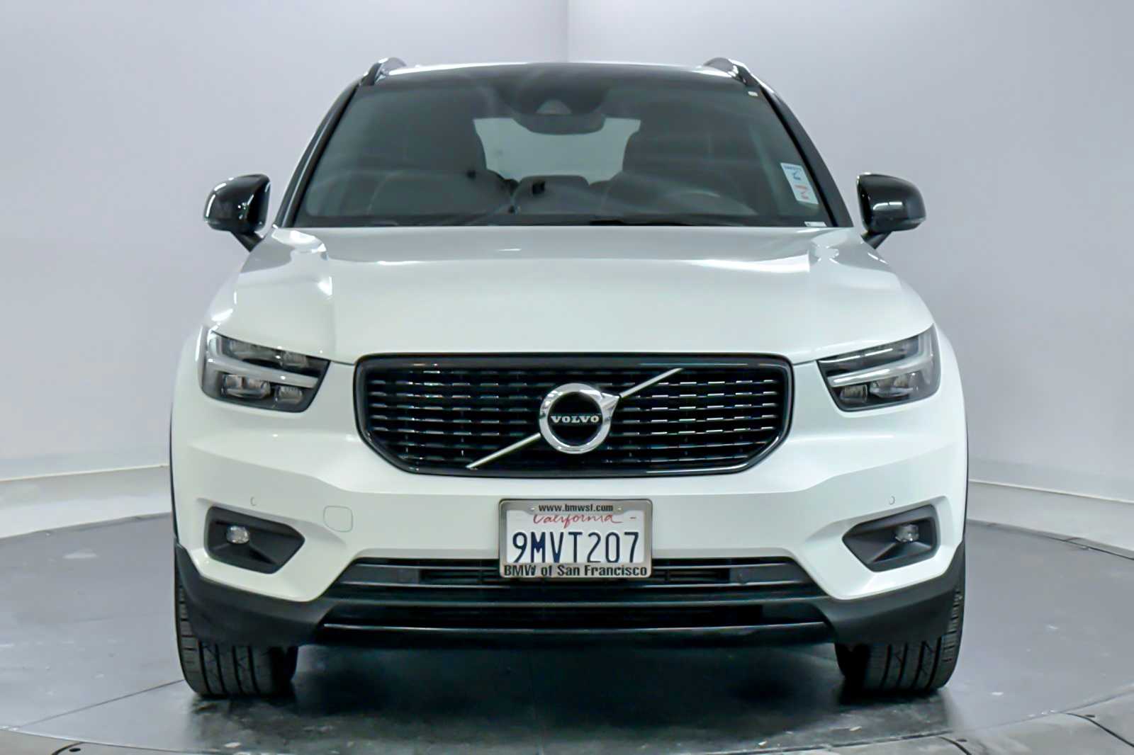 Thumbnail: 2020 Volvo XC40 - 10