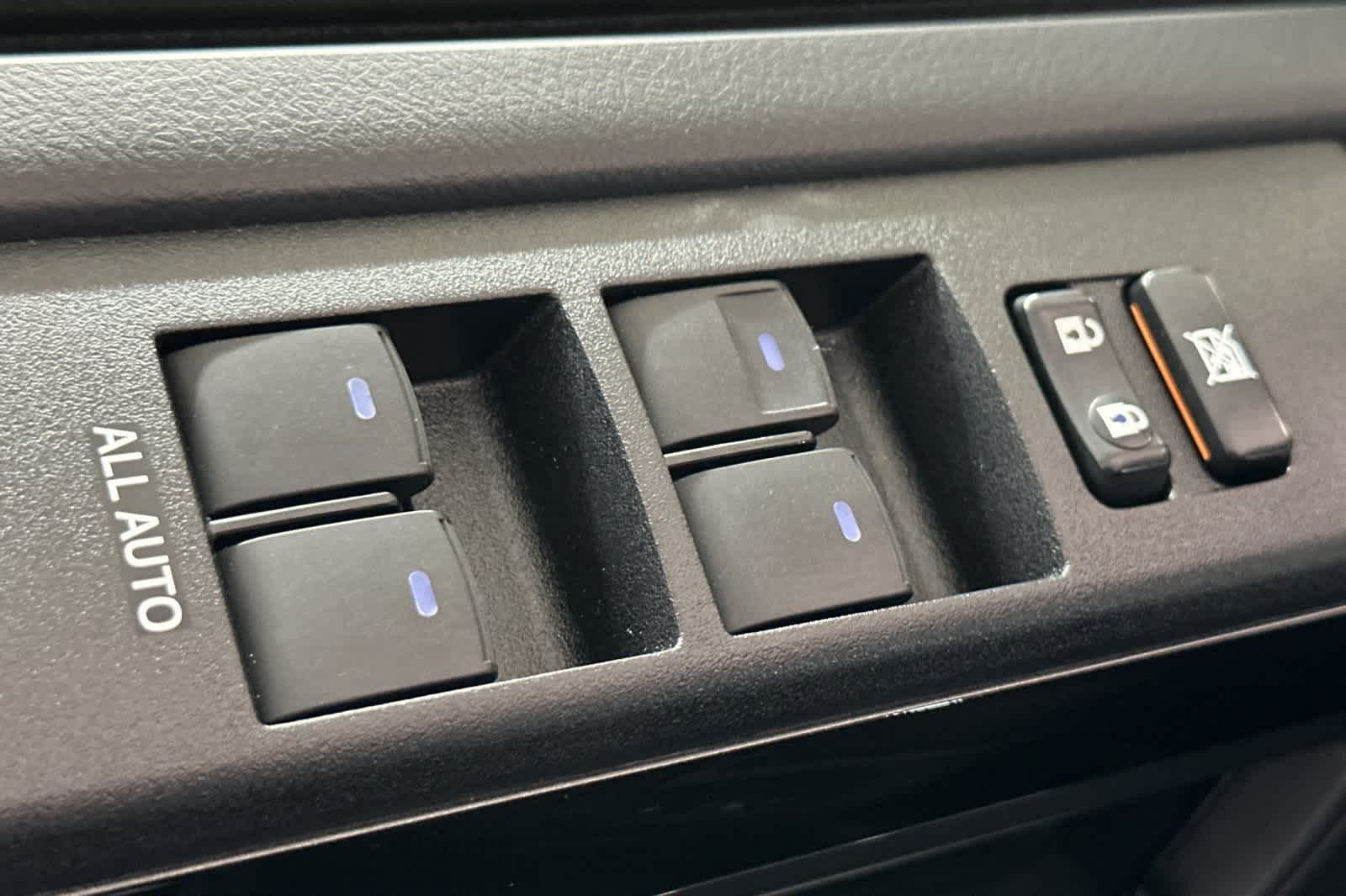 Thumbnail: 2020 Toyota 4Runner - 13