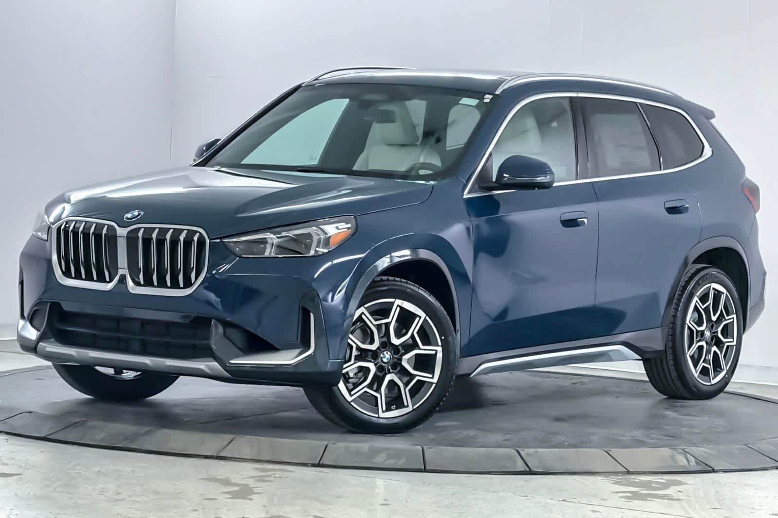 Thumbnail: 2026 BMW X1 - 1