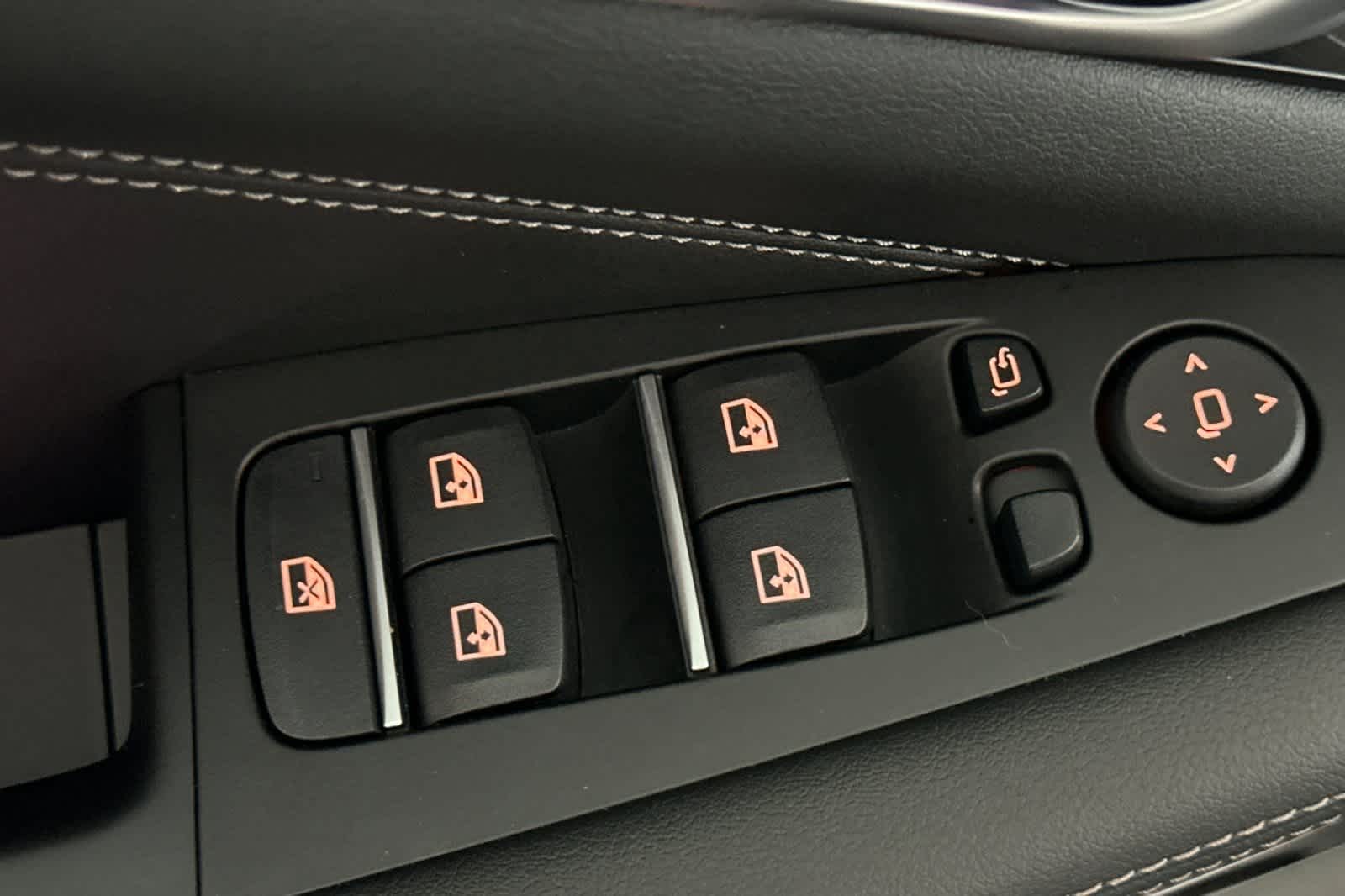 Thumbnail: 2024 BMW X5 - 13