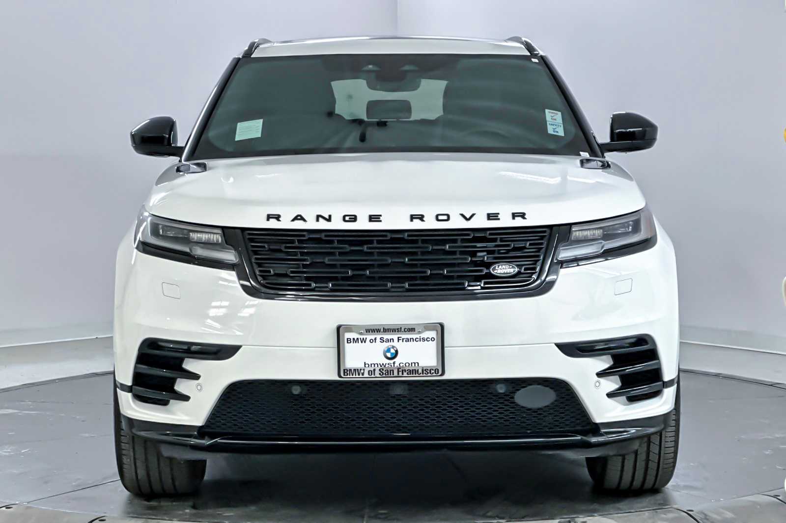 Thumbnail: 2025 Land Rover Range Rover Velar - 10