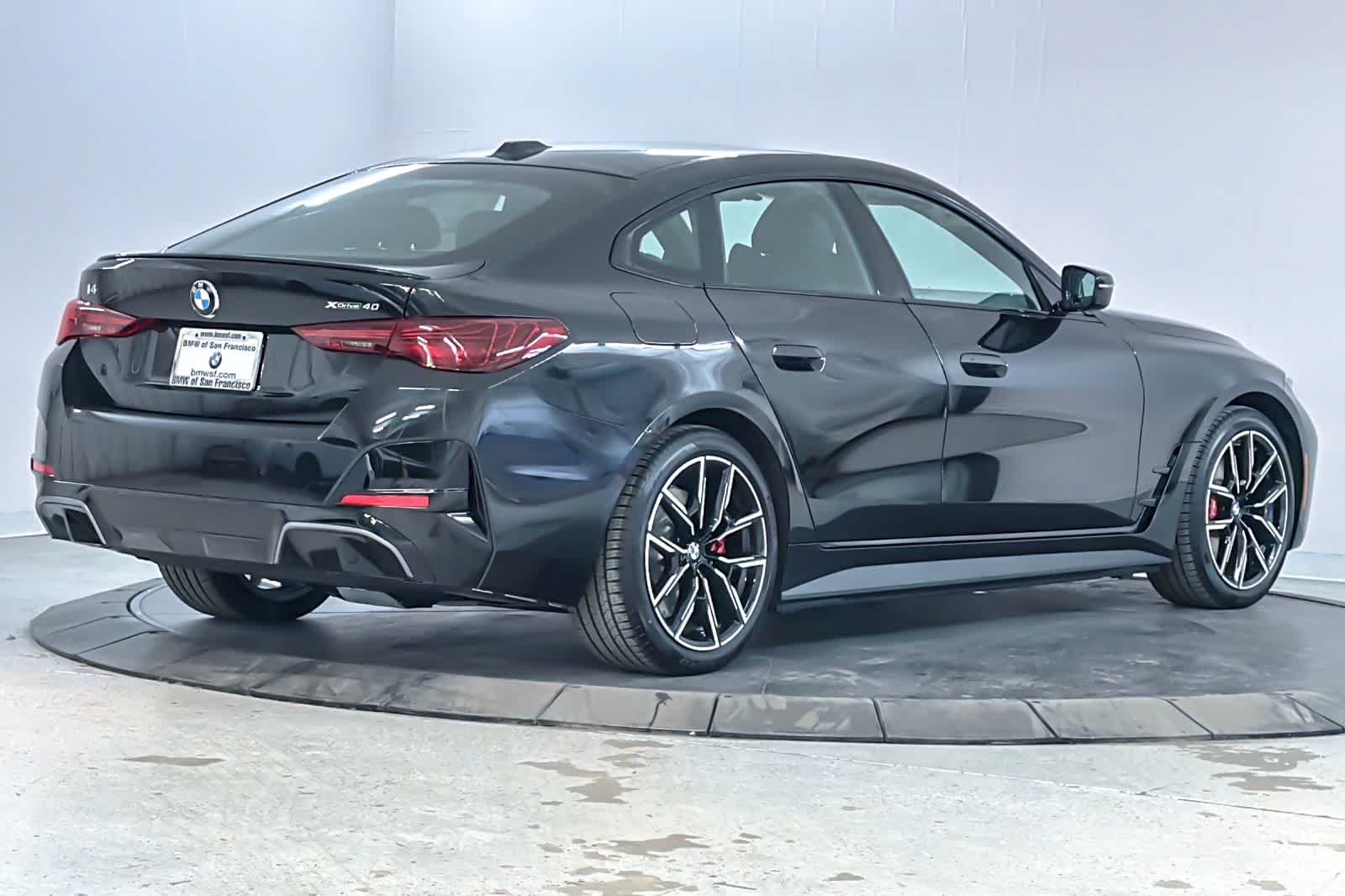 Thumbnail: 2026 BMW i4 - 2