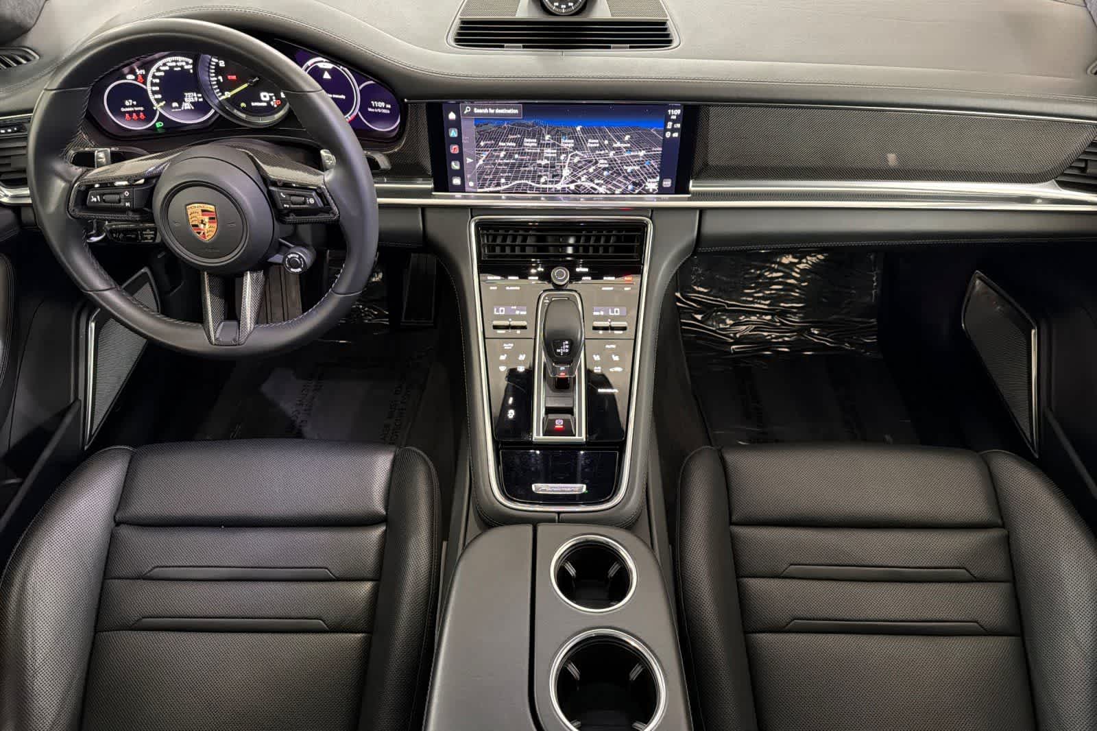 Thumbnail: 2022 Porsche Panamera - 3