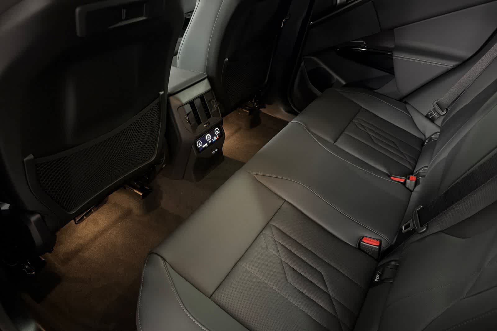 Thumbnail: 2026 BMW X3 - 4
