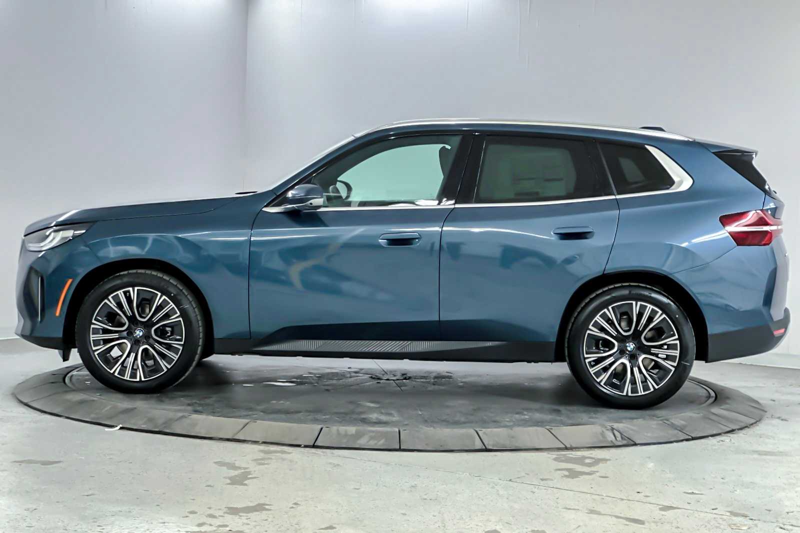 Thumbnail: 2026 BMW X3 - 5