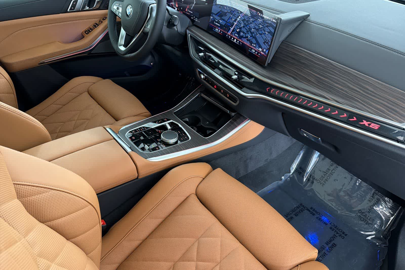 Thumbnail: 2026 BMW X5 - 16