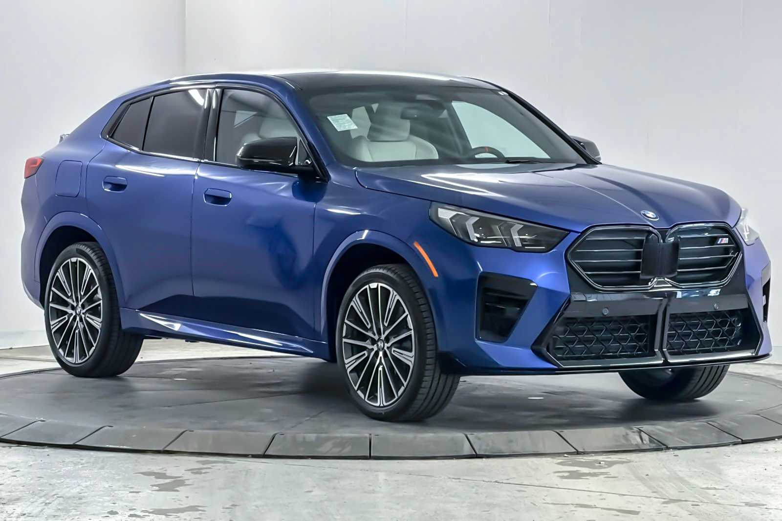 Thumbnail: 2026 BMW X2 - 9