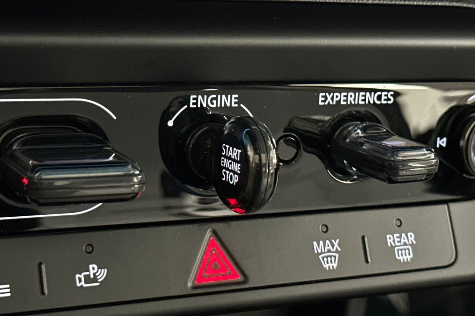 Thumbnail: 2025 MINI Cooper Hardtop - 23