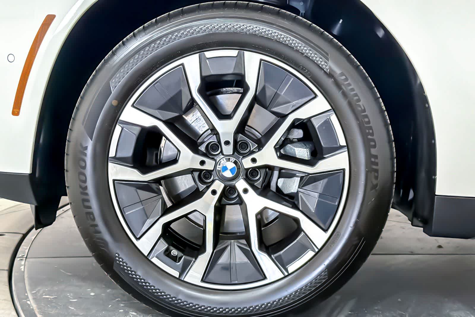 Thumbnail: 2026 BMW X3 - 27