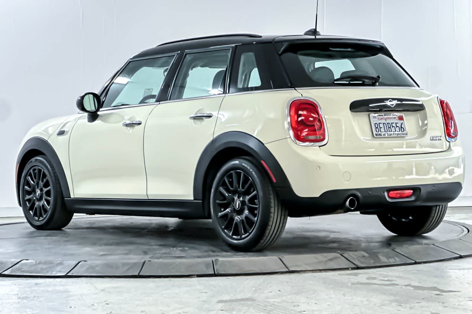 Thumbnail: 2019 MINI Cooper Hardtop - 6