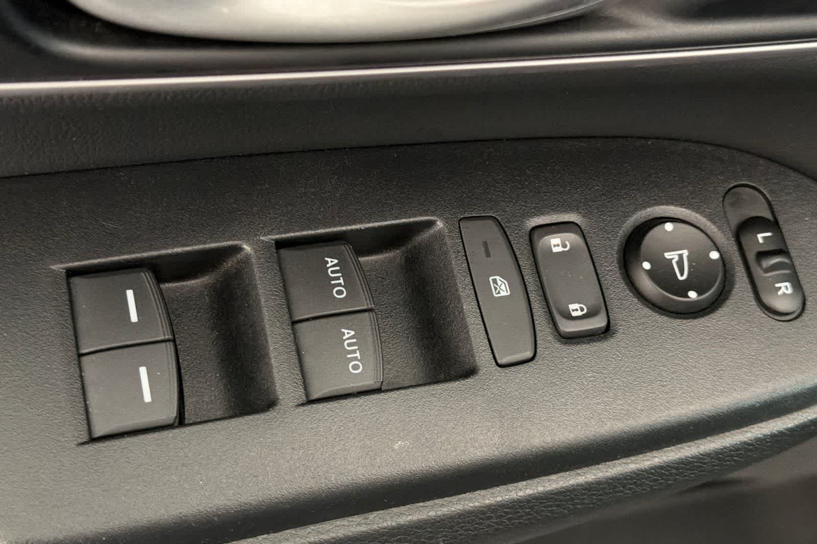 Thumbnail: 2020 Honda CR-V - 13